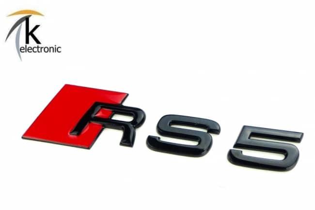 AUDI RS5 F5 B9 Schriftzug schwarz rote Raute hinten