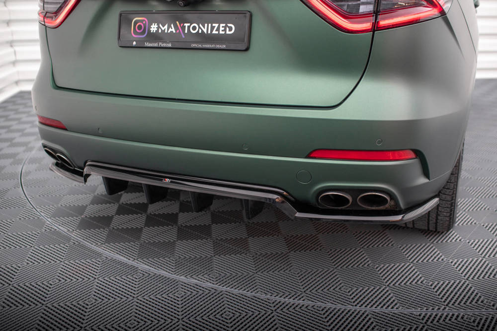 Zentraler Hinterer Splitter für Maserati Levante MK1 von Maxton Design