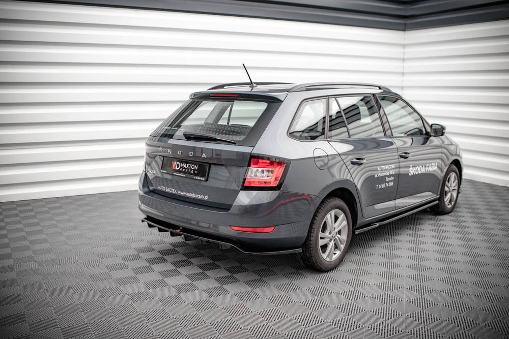 Zentraler Hinterer Splitter für Skoda Fabia Kombi NJ Facelift von Maxton Design