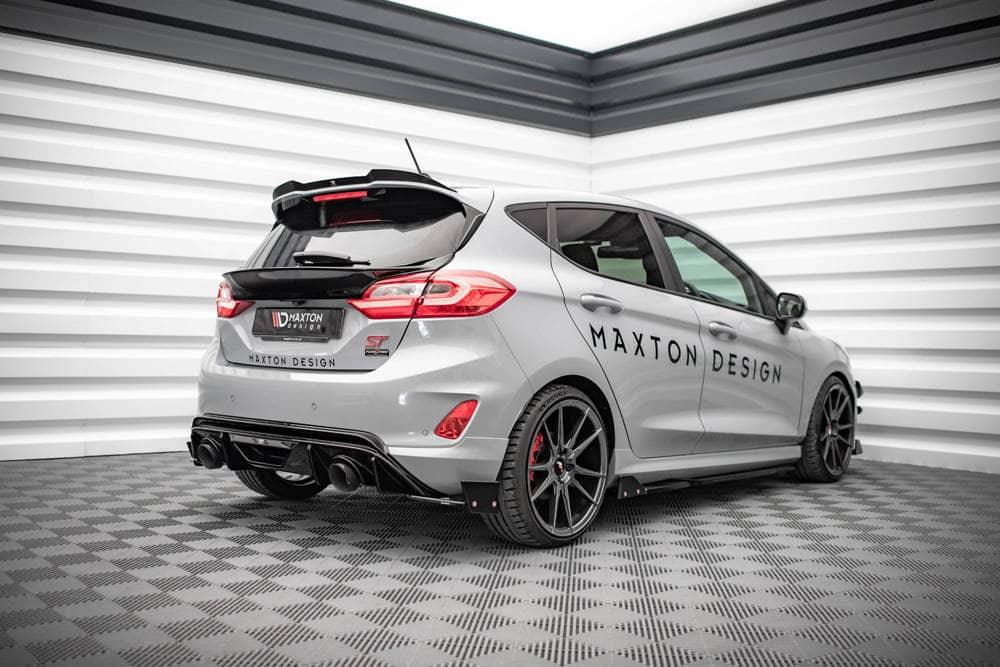 Spoiler Cap bei Heckscheibe für Ford Fiesta MK8 von Maxton Design