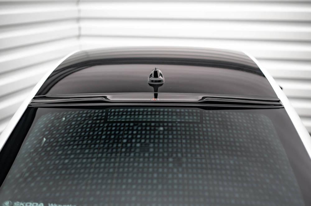 Spoiler Cap bei Heckscheibe für Skoda Octavia MK4 Limousine von Maxton Design