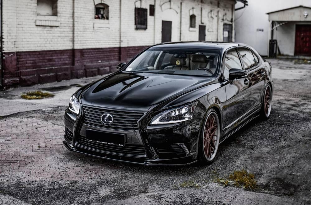 Front Lippe / Front Splitter / Frontansatz für Lexus LS MK4 Facelift von Maxton Design