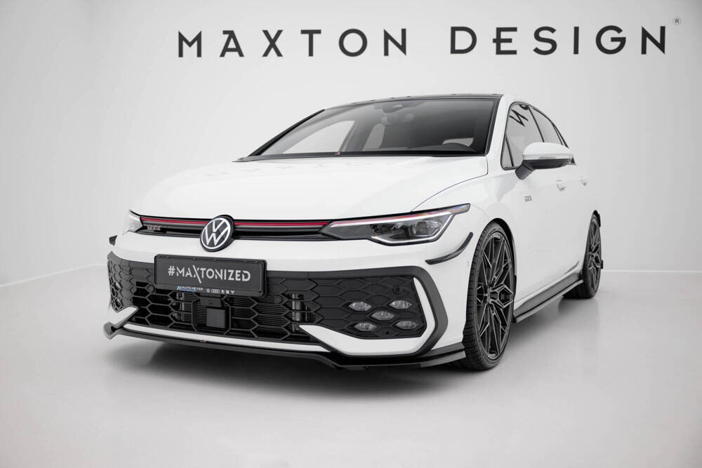 Front Lippe / Front Splitter / Frontansatz V.2 mit Flaps für VW Golf 8 GTI / GTE Facelift von Maxton Design