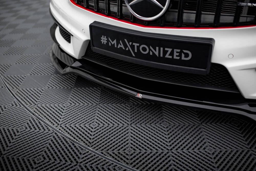 Front Lippe / Front Splitter / Frontansatz V.4 für Mercedes-Benz A45 AMG W176 von Maxton Design