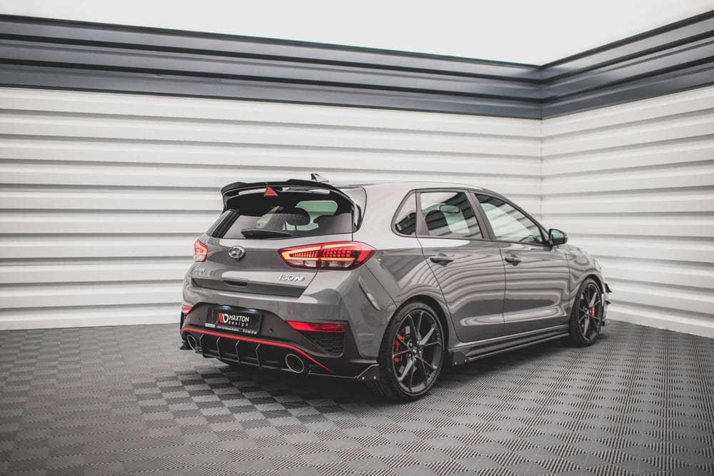 Seitliche Heck Diffusor Erweiterung V.1 mit Flaps für Hyundai I30 N MK3 Facelift Hatchback von Maxton Design