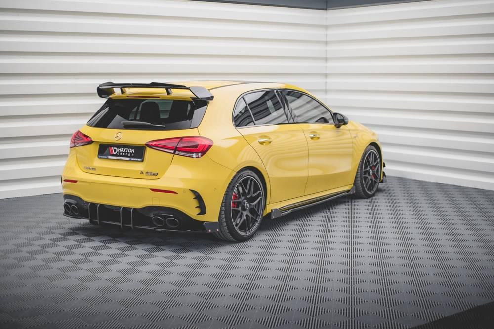 Seitliche Heck Diffusor Erweiterung mit Flaps für Mercedes AMG A 45 S W177 von Maxton Design