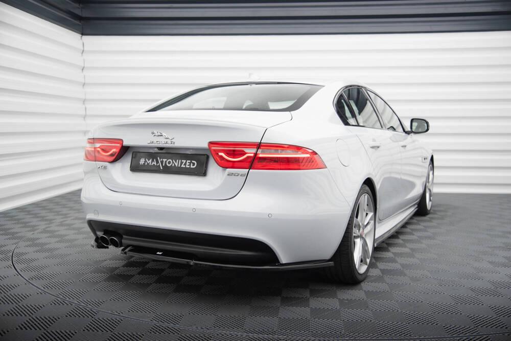 Seitliche Heck Diffusor Erweiterung für Jaguar XE R-Sport X760 von Maxton Design