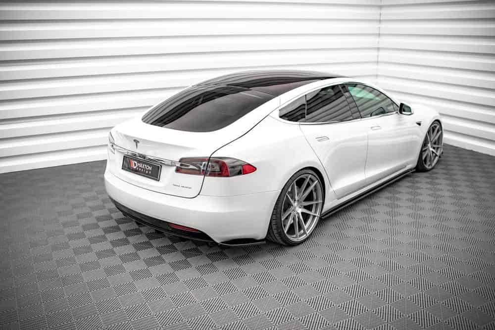 Seitliche Heck Diffusor Erweiterung für Tesla Model S FL von Maxton Design