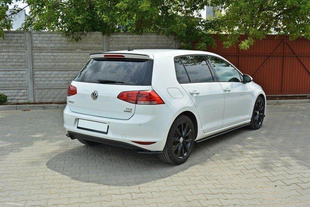 Seitliche Heck Diffusor Erweiterung für VW Golf 7 von Maxton Design