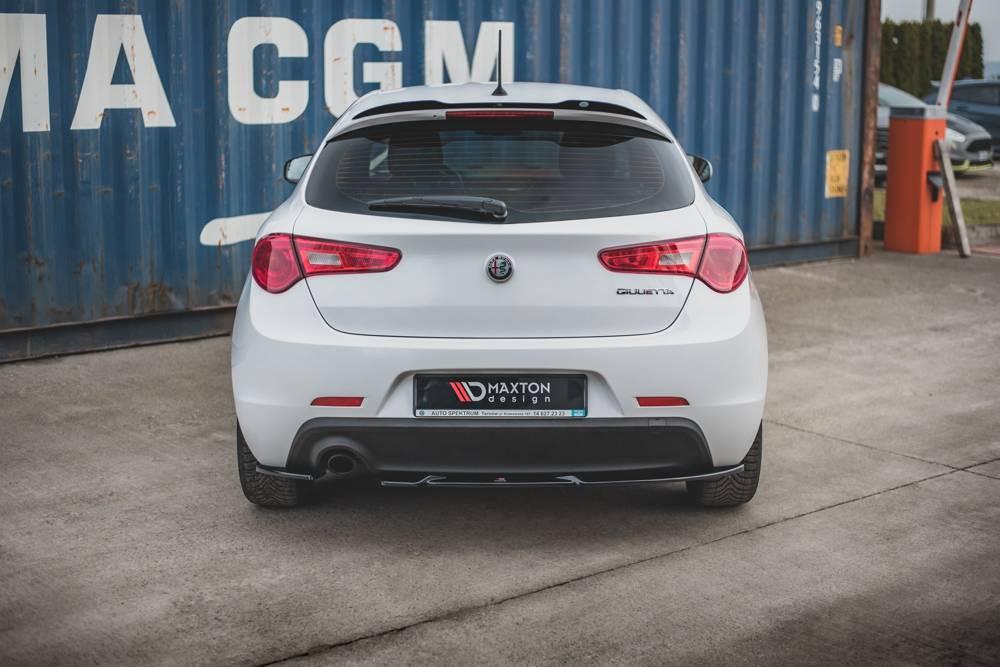 Seitliche Heck Diffusor Erweiterung V.1 für Alfa Romeo Giulietta Facelift von Maxton Design