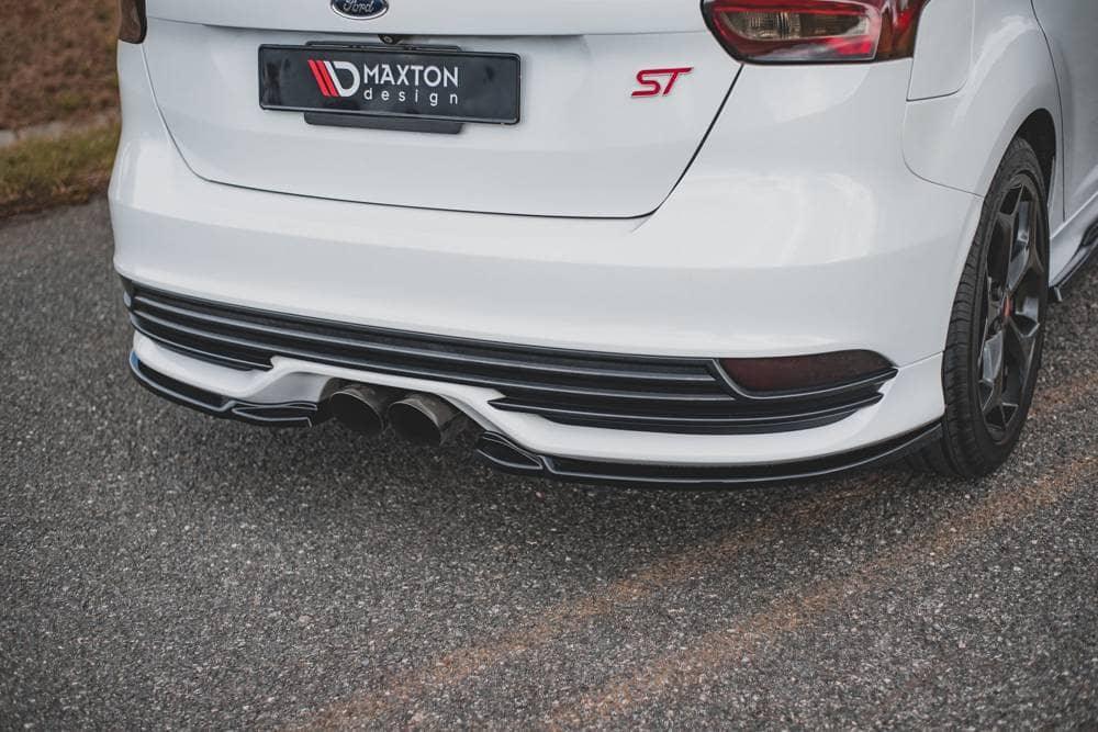 Seitliche Heck Diffusor Erweiterung V.2 für Ford Focus ST MK3 FL von Maxton Design