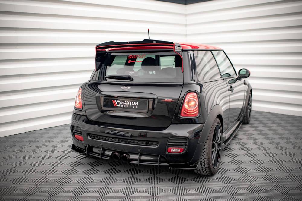 Seitliche Heck Diffusor Erweiterung V.2 für Mini Cooper JCW R56 von Maxton Design