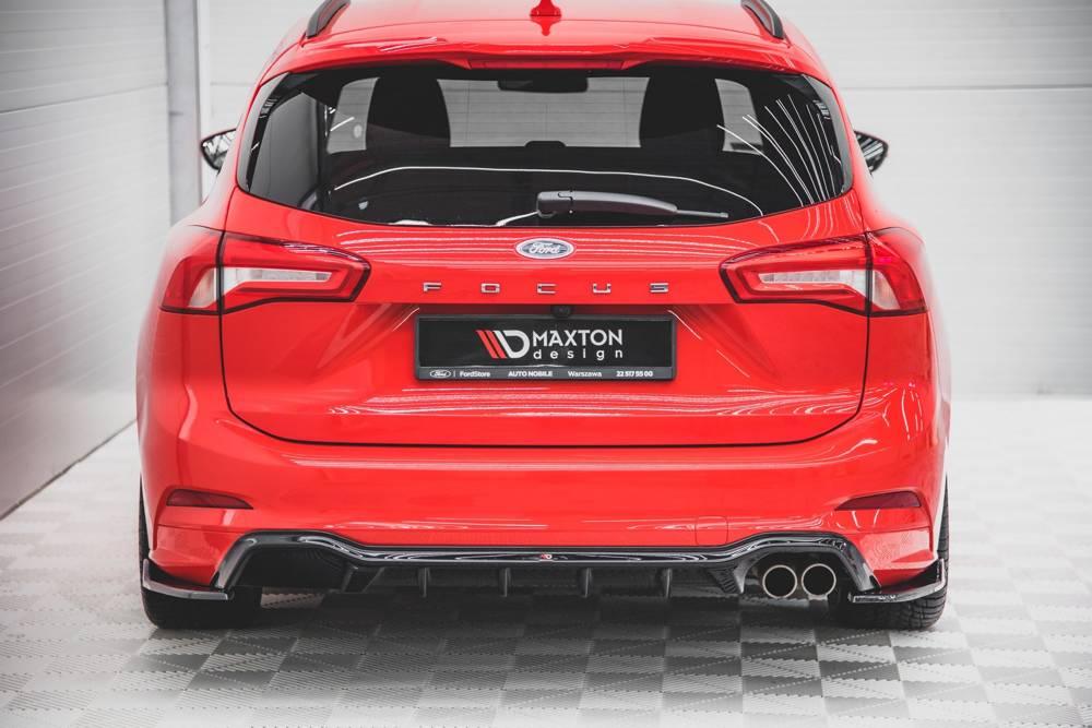 Estensione laterale del diffusore posteriore V.4 per Ford Focus station wagon ST-Line MK4 di Maxton Design