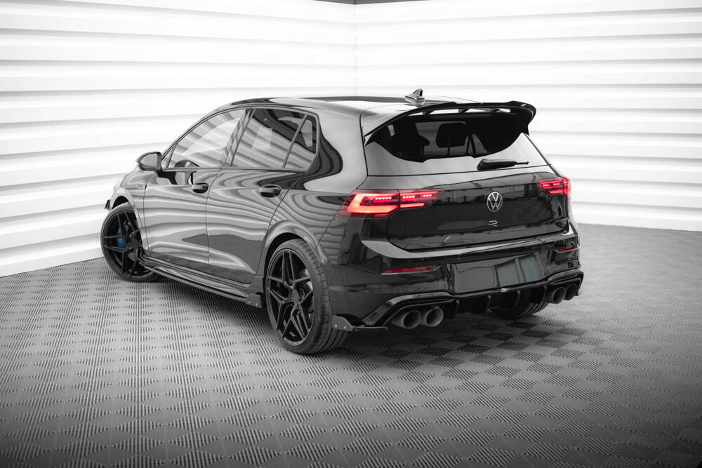 Seitliche Heck Diffusor Erweiterung V.6 mit Flaps für VW Golf 8 R von Maxton Design