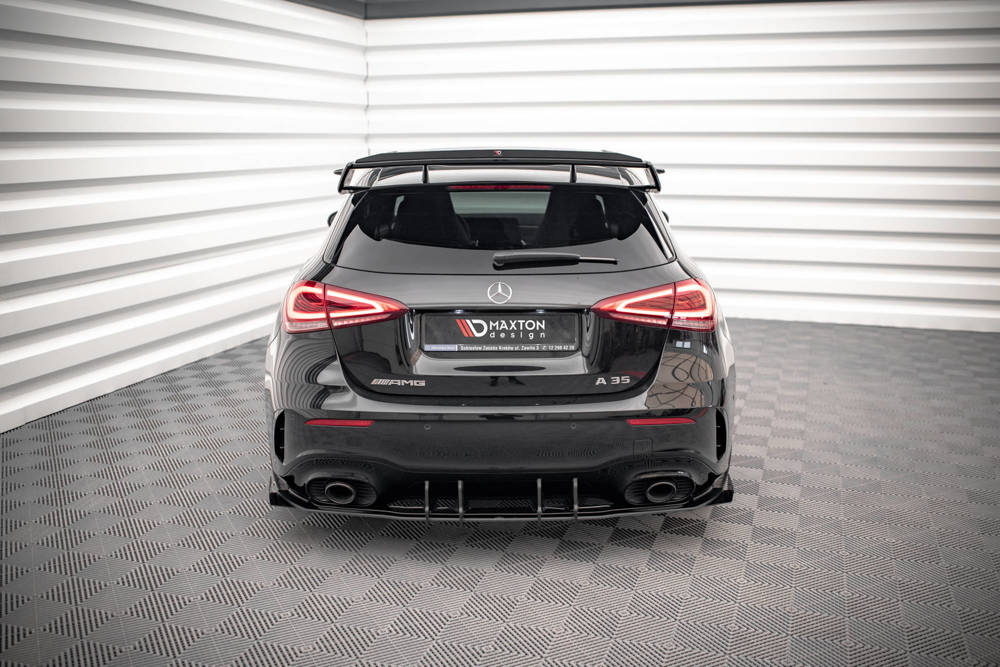 Heckdiffusor Street Pro mit Flaps für Mercedes A35 AMG Hatchback W177 von Maxton Design