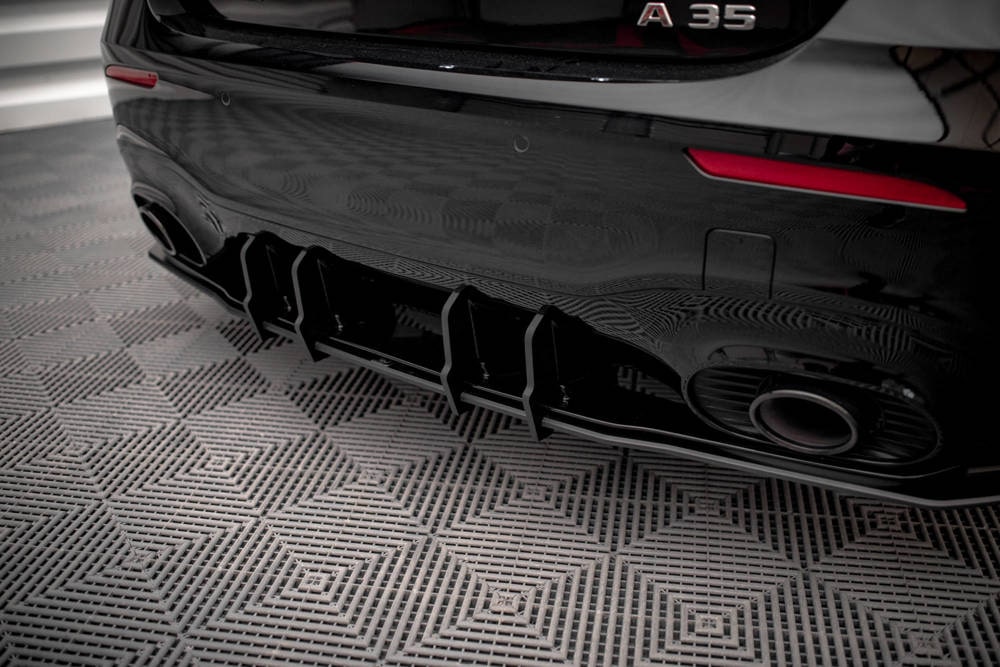 Heckdiffusor Street Pro mit Flaps für Mercedes A35 AMG Hatchback W177 von Maxton Design