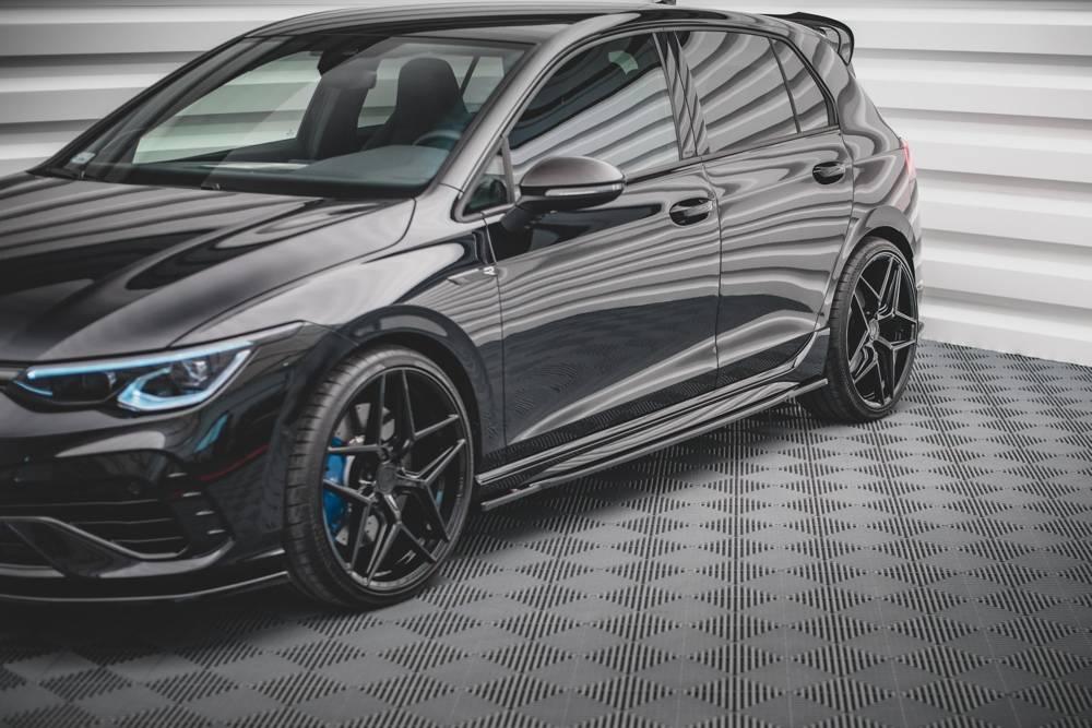 Seitenschweller Erweiterung V.2 mit Flaps für VW Golf 8 GTI / GTI Clubsport von Maxton Design