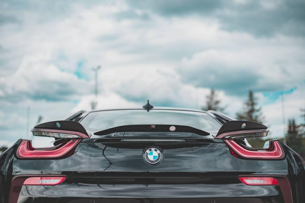 Spoiler Cap Paket für BMW i8 von Maxton Design