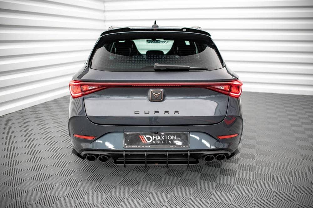 Seitliche Heck Diffusor Erweiterung Street Pro für Cupra Leon ST KL von Maxton Design