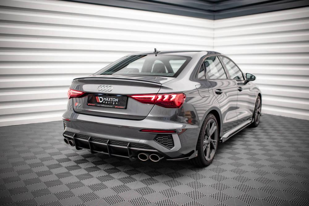 Seitliche Heck Diffusor Erweiterung + Flaps für Audi S3 Sedan 8Y von Maxton Design