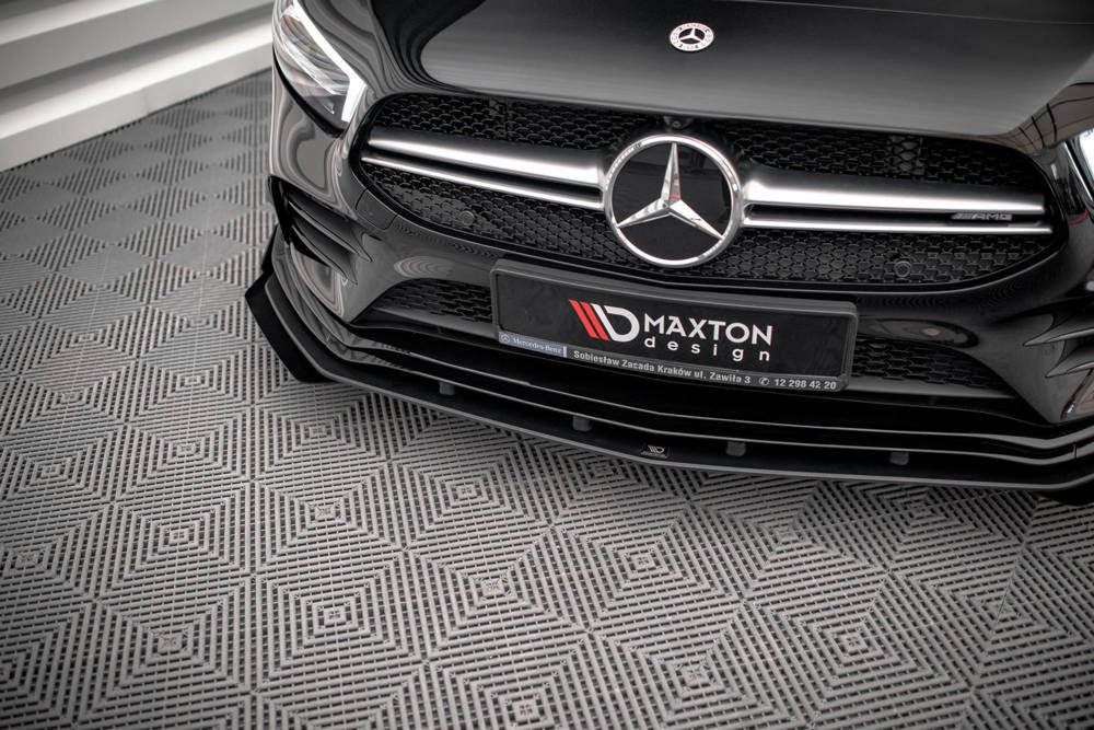 Front Lippe / Front Splitter / Frontansatz Street Pro mit Flaps für Mercedes A35 AMG W177 von Maxton Design