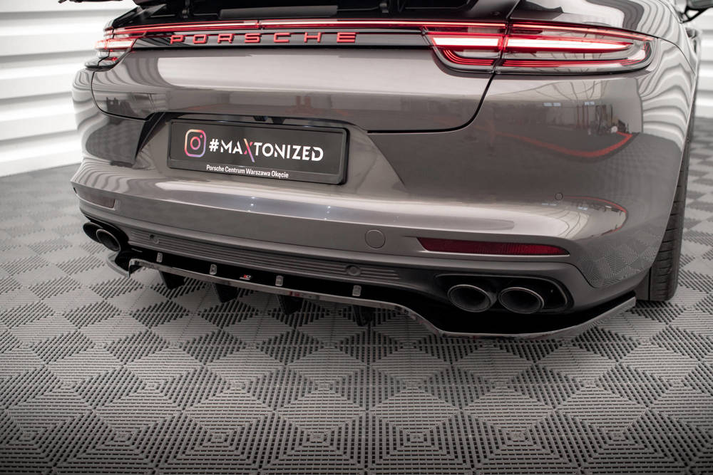 Zentraler Hinterer Splitter für Porsche Panamera E-Hybrid 971 von Maxton Design