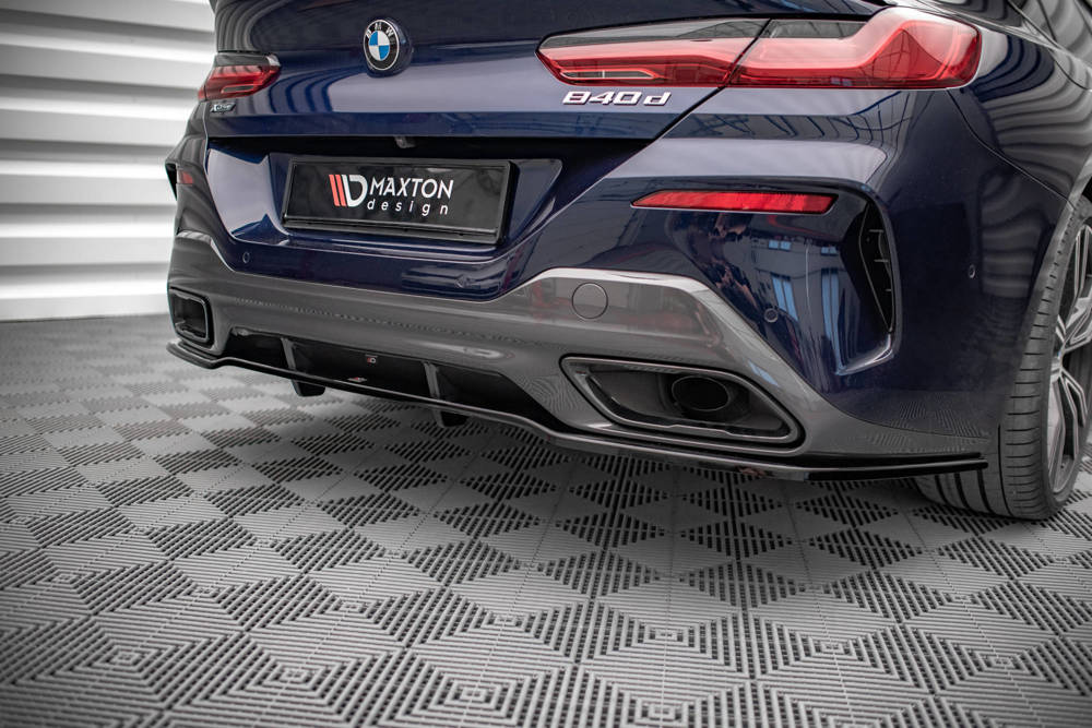 Zentraler hinterer Splitter für BMW 8 Gran Coupe M-Paket G16 2018 - von Maxton Design