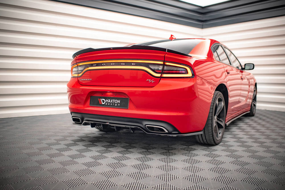 Zentraler Hinterer Splitter für Dodge Charger RT MK7 Facelift von Maxton Design