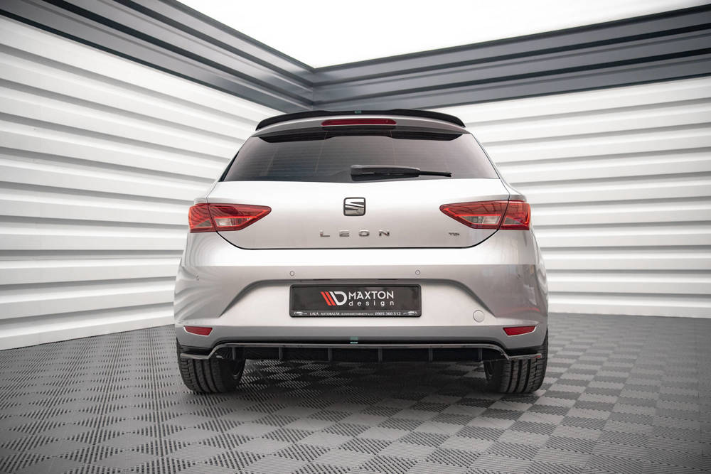 Zentraler hinterer Splitter für Seat Leon Hatchback Mk3  von Maxton Design