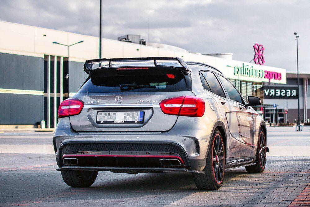 Zentraler hinterer Splitter für Mercedes GLA 45 AMG (X156) VFL von Maxton Design