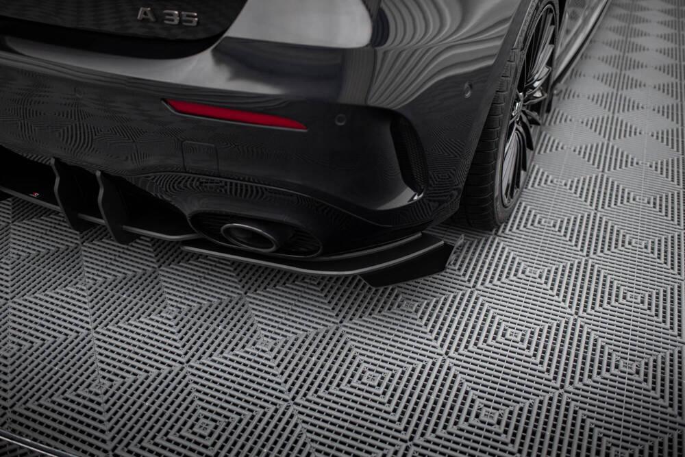 Seitliche Heck Diffusor Erweiterung Street Pro mit Flaps für Mercedes-Benz A35 AMG Hatchback W177 von Maxton Design