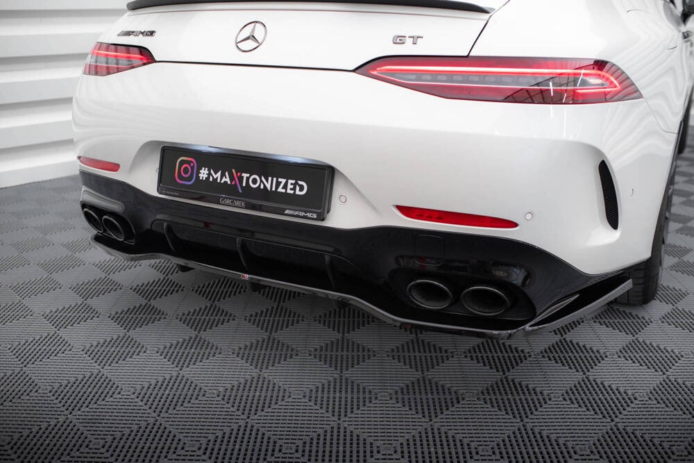 Zentraler Hinterer Splitter für Mercedes AMG GT-4 43 Coupe V8 Styling Paket von Maxton Design