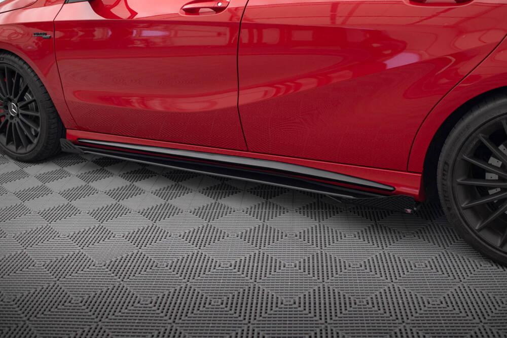 Seitenschweller Erweiterung Street Pro mit Flaps für Mercedes-Benz A45 AMG W176 von Maxton Design