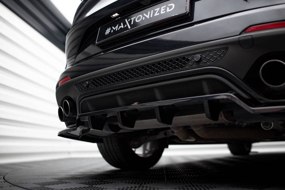 Zentraler Hinterer Splitter für Alfa Romeo Stelvio Quadrifoglio 949 von Maxton Design