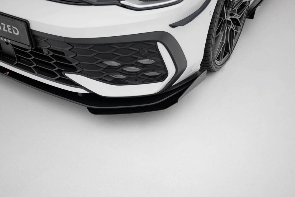 Front Lippe / Front Splitter / Frontansatz Street Pro mit Flaps für VW Golf 8 R-Line Facelift von Maxton Design